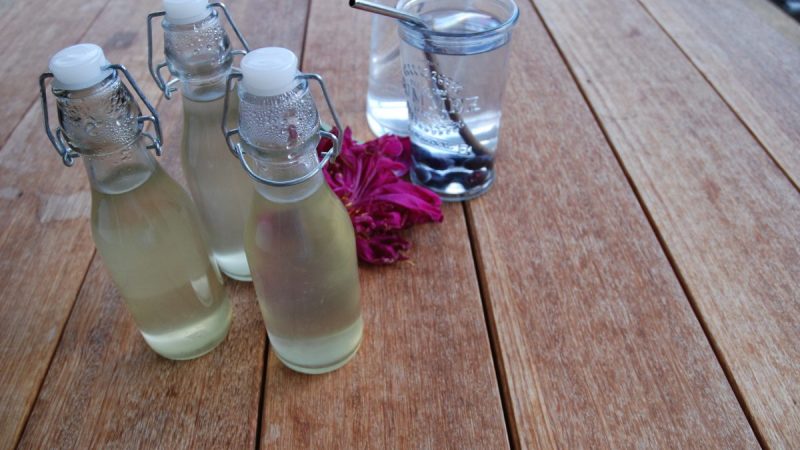 Holunderblütensirup
