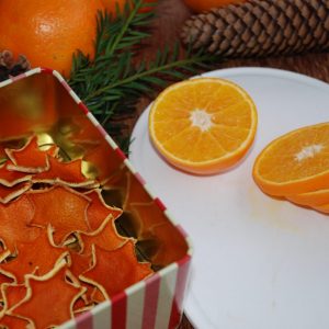 Orangensterne als Deko